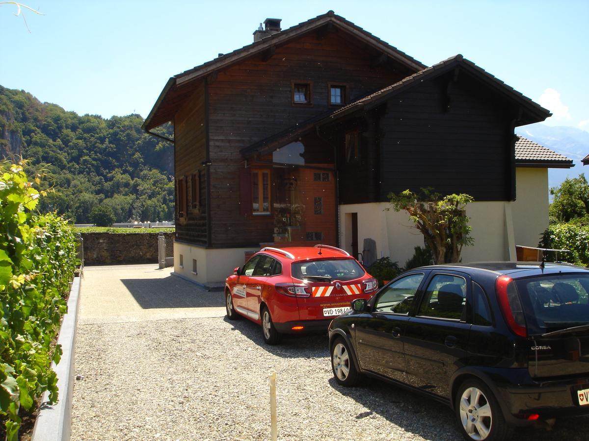 Bnb Le Relais Du Chateau Aigle Exterior photo
